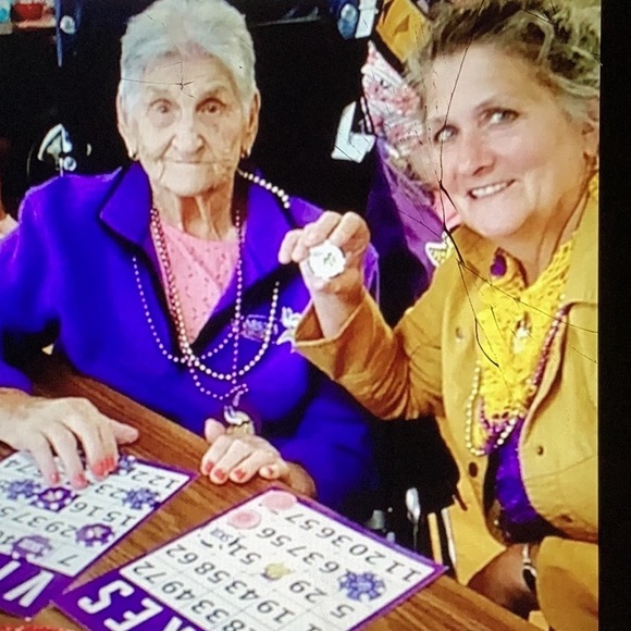 Vintage Grand Silver Co Cup w/Base EVC - Picture 15 of 16